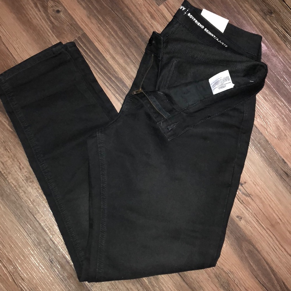 NWT Old Navy Boyfriend Skinny Denim